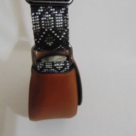 French Connection - Mia Shoulder Bag (Nutmeg) Shoulder Bag - Picture 5 of 9